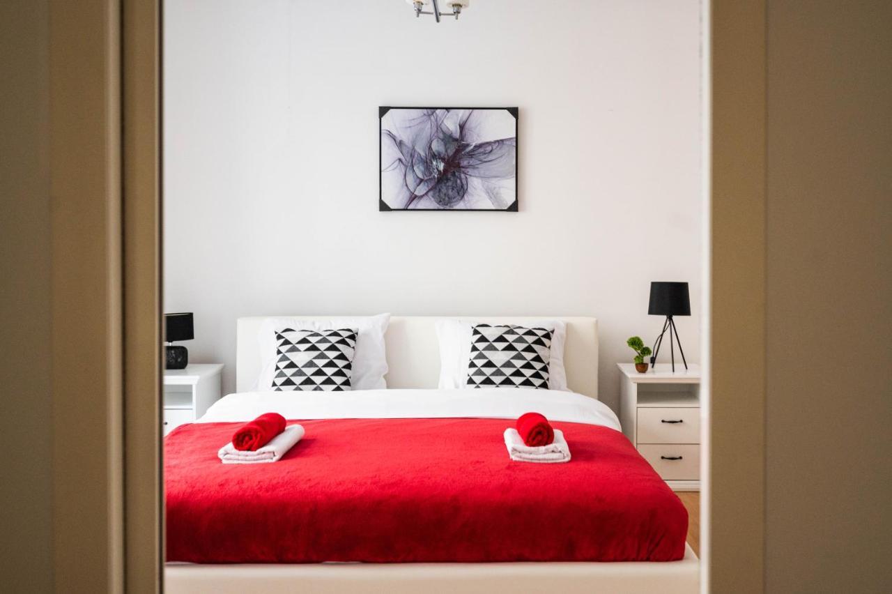 Bright And Modern 1Bdr Apartment In The Center Sarajevo Exterior photo